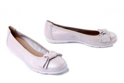 CAPRICE 9-22153-42 136 M2215342 pearl perl dee, baleriny damskie. Brązowe baleriny damskie Caprice, bez wzorów, bez obcasa. Za 369.90 zł.