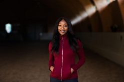 Damska kurtka jeździecka zapinana na zamek Equestrian Stockholm Explore. Czerwone kurtki damskie EQUESTRIAN STOCKHOLM, l, bez wzorów, bez kaptura. Za 614.85 zł.