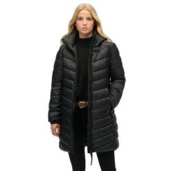 Damska kurtka z kapturem Superdry Fuji. Czarne kurtki damskie Superdry., l, bez wzorów, z materiału, z kapturem. Za 544.70 zł.