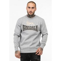 Klasyczna bluza z okrągłym dekoltem Lonsdale Lawins. Czarne bluzy męskie Lonsdale, xl, bez wzorów, z bawełny, bez kaptura. Za 278.50 zł.