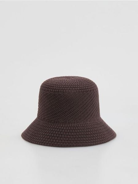 Kapelusz bucket - ciemnobrązowy. Brązowe czapki i kapelusze damskie Reserved, bez wzorów. Za 69.99 zł.