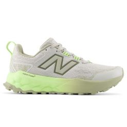 Buty damskie New Balance Fresh Foam Garoé v2 WGARO3I1 – beżowe. Brązowe obuwie sportowe damskie New Balance, bez wzorów, z materiału, do biegania. Za 529.99 zł.