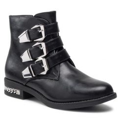 Botki DeeZee. Czarne botki damskie DeeZee, bez obcasa, na płaskiej podeszwie, bez zapięcia. Za 169.99 zł.