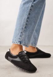 Czarne Sneakersy Kultowe Tenisówki Y2K z Imitacji Zamszu Nerialle. Czarne trampki i tenisówki damskie Renee, bez wzorów, z koronki, retro, bez zapięcia. Za 89.99 zł.