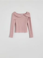 Dzianinowa bluzka z wiskozą - pastelowy róż. Czerwone bluzki damskie Reserved, l, bez wzorów, z dzianiny, bez kołnierzyka, bez ramiączek. W wyprzedaży za 29.99 zł.