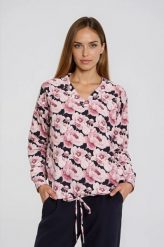 Bluza z kwiatowym nadrukiem różowa. Czerwone bluzy damskie MOODO, s, bez wzorów, z bawełny, bez kaptura. Za 119.99 zł.