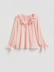 Bluzka z falbanami - różowy. Czerwone bluzki damskie Reserved, l, bez wzorów, z tkaniny, bez kołnierzyka, bez ramiączek. Za 129.99 zł.