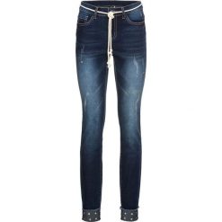 Dżinsy Skinny z wywiniętymi nogawkami i ćwiekami bonprix ciemny denim. Niebieskie jeansy damskie bonprix. Za 159.99 zł.
