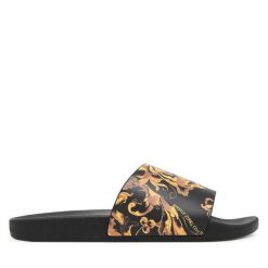 Klapki Versace Jeans Couture. Czarne klapki męskie Versace Jeans Couture, z jeansu. Za 209.99 zł.