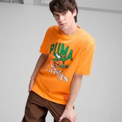 T-shirt z nadrukiem Puma x Carrots. Brązowe t-shirty męskie Puma, m, bez wzorów, biznesowe, bez kołnierzyka. Za 169.99 zł.