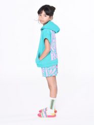 Marc Jacobs Bluza W15650 S Zielony Regular Fit. Zielone bluzy dla dziewczynek Marc Jacobs, bez wzorów, z bawełny, bez ramiączek, bez kaptura. Za 559.99 zł.
