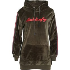 Ciemnozielona Bluza Peace. Zielone bluzy sportowe damskie Born2be. Za 79.99 zł.