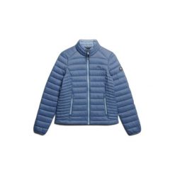 Damska kurtka puchowa Superdry. Niebieskie kurtki damskie Superdry., na zimę, bez wzorów, z puchu, bez kaptura. Za 453.50 zł.