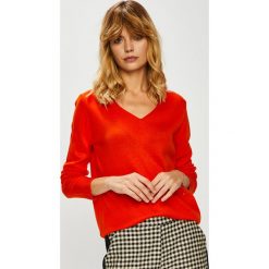 Trendyol - Sweter. Czerwone swetry damskie Trendyol, z dzianiny, z dekoltem woda. Za 59.90 zł.