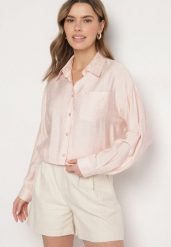 Jasnoróżowa Wiskozowa Koszula Ozdobiona Kieszonką Dovesse. Czerwone bluzki damskie Born2be, m, bez wzorów, z jeansu, eleganckie, bez kołnierzyka, bez ramiączek. Za 69.99 zł.