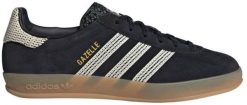 Buty ADIDAS GAZELLE INDOOR (JI2755) 39 1/3. Trampki i tenisówki damskie Adidas, bez wzorów, bez zapięcia. Za 665.60 zł.