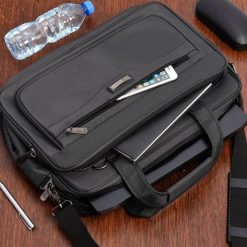 Porządna Torba męska duża kodura na laptop 17. Torby na laptopa męskie bez wzorów. Za 179.99 zł.