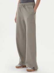 Adidas Spodnie dresowe ALL SZN Fleece JY5014 Beżowy Wide Leg. Brązowe spodnie dresowe damskie Adidas, s, bez wzorów, z bawełny. Za 189.99 zł.