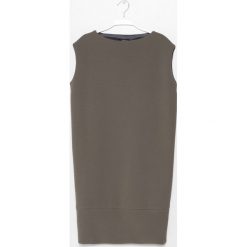 Simple - Sukienka. Szare sukienki damskie marki Simple, eleganckie. W wyprzedaży za 259.90 zł.