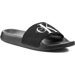 Klapki CALVIN KLEIN JEANS - Chantal RE9587 Black. Czarne klapki damskie Calvin Klein Jeans, w paski, z jeansu. Za 299.90 zł.