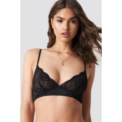 NA-KD Lingerie Biustonosz z koronką Micro - Black. Czarne biustonosze NA-KD Lingerie, z haftami, z koronki. Za 60.95 zł.