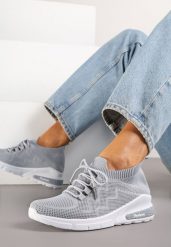 Szare Buty Sportowe Amathousa. Szare obuwie sportowe damskie Born2be, bez wzorów, z jeansu. Za 44.99 zł.