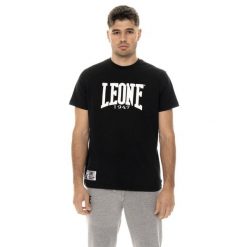 Męska koszulka bokserska z krótkim rękawem. Czarne buty sportowe męskie LEONE 1947 APPAREL, z bawełny, bez zapięcia, na fitness i siłownię. W wyprzedaży za 88.41 zł.