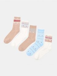 Skarpetki z bawełną ze świątecznym motywem 5 pack - wielobarwny. Skarpety damskie Sinsay, bez wzorów, z bawełny. Za 17.99 zł.