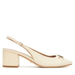 Czółenka Guess. Brązowe czółenka damskie Guess, z aplikacjami, bez obcasa, bez zapięcia. Za 439.99 zł.