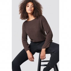 NA-KD Krótki sweter z dzianiny z długim rękawem - Brown. Brązowe swetry damskie NA-KD, z dzianiny. Za 121.95 zł.