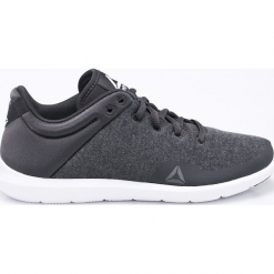 Reebok - Buty STUDIO BASICS. Obuwie sportowe damskie marki Reebok. W wyprzedaży za 179.90 zł.