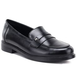 Półbuty damskie loafersy lordsy czarne Potocki SZ12832. Czarne mokasyny damskie POTOCKI, bez wzorów, ze skóry ekologicznej, bez obcasa, bez zapięcia. Za 129.99 zł.