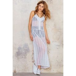 NA-KD Boho Sukienka maksi z haftem - White. Sukienki damskie marki NA-KD Boho. W wyprzedaży za 60.88 zł.