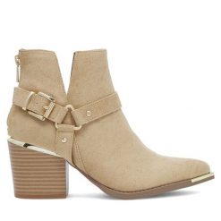 Kowbojki DeeZee. Brązowe botki damskie DeeZee, bez obcasa, na słupku, bez zapięcia. Za 99.99 zł.