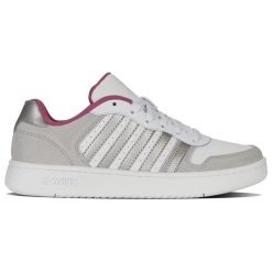 Buty sportowe COURT PALISADES (96931-058-M). Białe obuwie sportowe damskie K-SWISS, bez wzorów. Za 139.00 zł.
