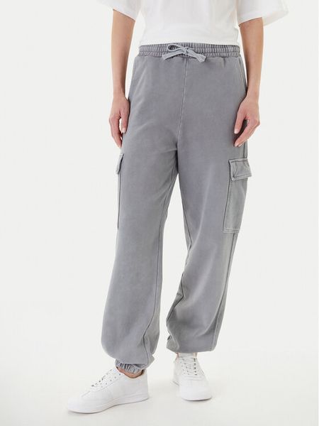 United Colors Of Benetton Spodnie dresowe 39BLDF01B Szary Regular Fit. Szare spodnie dresowe damskie United Colors Of Benetton, s, bez wzorów, z bawełny. Za 159.99 zł.