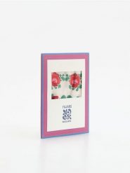 Jedwabna apaszka z autorskim wzorem - wielobarwny. Szaliki i chusty damskie Reserved, bez wzorów, z jedwabiu. Za 99.99 zł.
