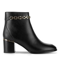 Botki Sergio Bardi. Czarne botki damskie Sergio Bardi, bez obcasa, na słupku, bez zapięcia. Za 174.99 zł.