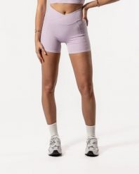 Damskie szorty Luxe z wysokim stanem, efekt scrunch – liliowy. Czerwone szorty sportowe damskie AESTHETIC WOLF, l, bez wzorów, z elastanu, z podwyższonym stanem, na fitness i siłownię. Za 99.99 zł.