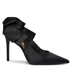 Szpilki Steve Madden. Czarne szpilki damskie Steve Madden, bez wzorów, bez obcasa, bez zapięcia. Za 559.99 zł.