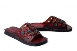 Artiker Relaks 58C1005 dark brown, klapki damskie. Brązowe klapki damskie Artiker Relaks, bez wzorów, ze skóry, bez obcasa. Za 274.90 zł.