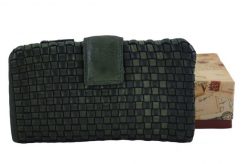 Ekskluzywny portfel z miękkiej skóry - Zielony ciemny. Zielone portfele damskie Barberinis, bez wzorów, ze skóry. Za 242.99 zł.