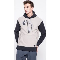 Under Armour - Bluza Ali Collection. Bluzy męskie Under Armour, z aplikacjami, z dzianiny. W wyprzedaży za 199.90 zł.