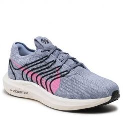 Buty do biegania męskie Nike Pegasus Turbo Next Nature. Niebieskie buty sportowe męskie Nike, z materiału, bez zapięcia, do biegania. Za 705.00 zł.