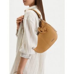 Torebka Badura. Brązowe torebki do ręki damskie Badura, bez wzorów, klasyczne, bez dodatków. Za 219.99 zł.