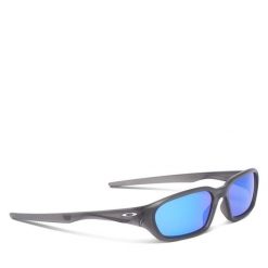 Okulary przeciwsłoneczne Oakley. Szare okulary przeciwsłoneczne damskie Oakley. Za 659.99 zł.