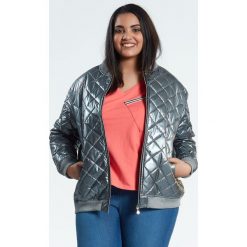 SZARA kurtka bomberka metalik OVERSIZE PLUS SIZE WIOSNA. Kurtki damskie marki Moda Size Plus Iwanek. W wyprzedaży za 145.00 zł.