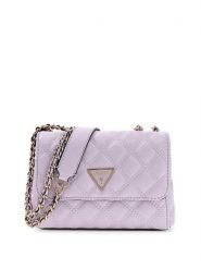 Guess Torebka Giully II Mini HWQG96 73740 Fioletowy. Fioletowe listonoszki damskie Guess, z aplikacjami, ze skóry, bez dodatków. Za 304.99 zł.