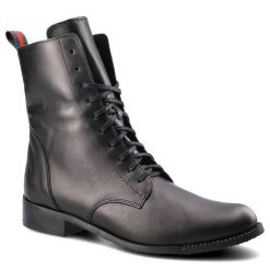 Czarne Botki Pro-Moda Damskie Modne Buty Skórzane. Czarne botki damskie PRO-MODA, na wiosnę, ze skóry, bez obcasa, na płaskiej podeszwie, bez zapięcia. Za 299.00 zł.