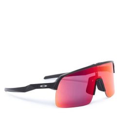 Okulary przeciwsłoneczne Oakley. Czarne okulary przeciwsłoneczne dla dzieci Oakley. Za 879.99 zł.